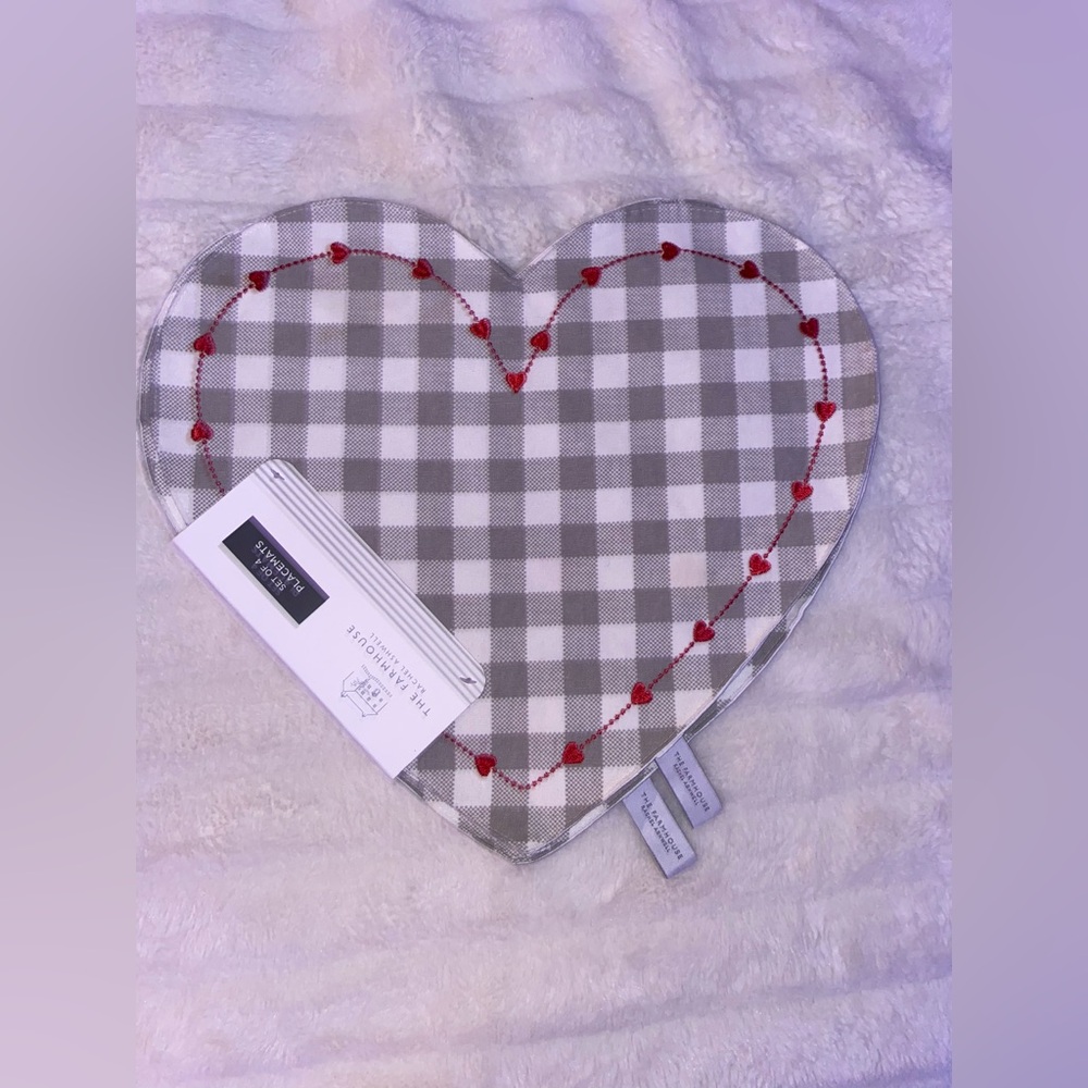 NEW Rachel Ashwell Heart Shaped Placemats - Set of Four,  gray & red plaid